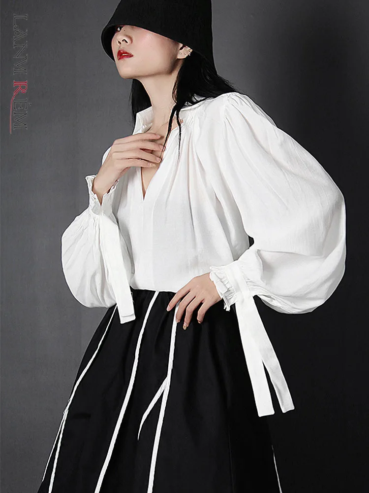 

LANMREM женская рубашка 2021 Осенняя Новинка свободный v-образный вырез складки рукав-фонарик на завязках однотонный топ Женская мода 2W450