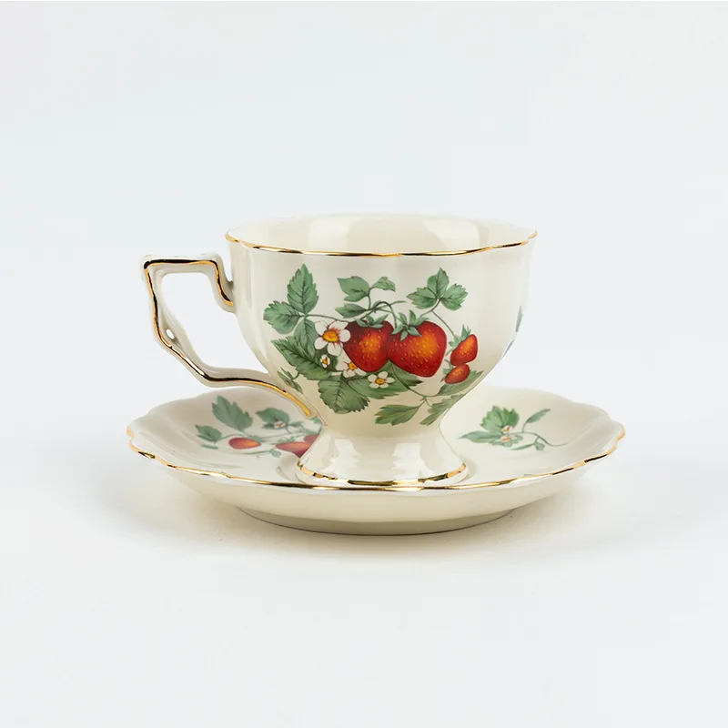

European Retro Coffee Cup Set Cup And Saucer Ceramic British Phnom Penh Large Tea Cup French Restaurant Bar Cup And Saucer L1