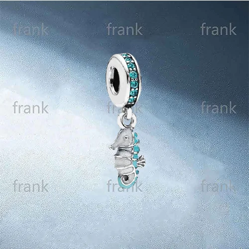 

791311MCZ-TROPICAL-SEAHORSE-ENAMEL-&-SILVER-HANGING-CHARM