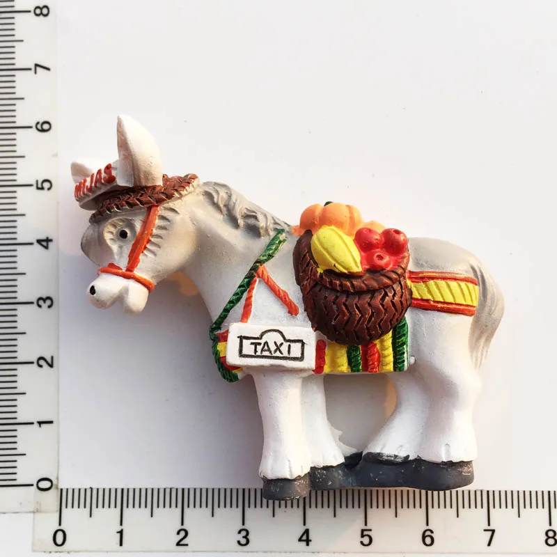 Мировой туристический магнит на холодильник сувенир Доминиканская Республика