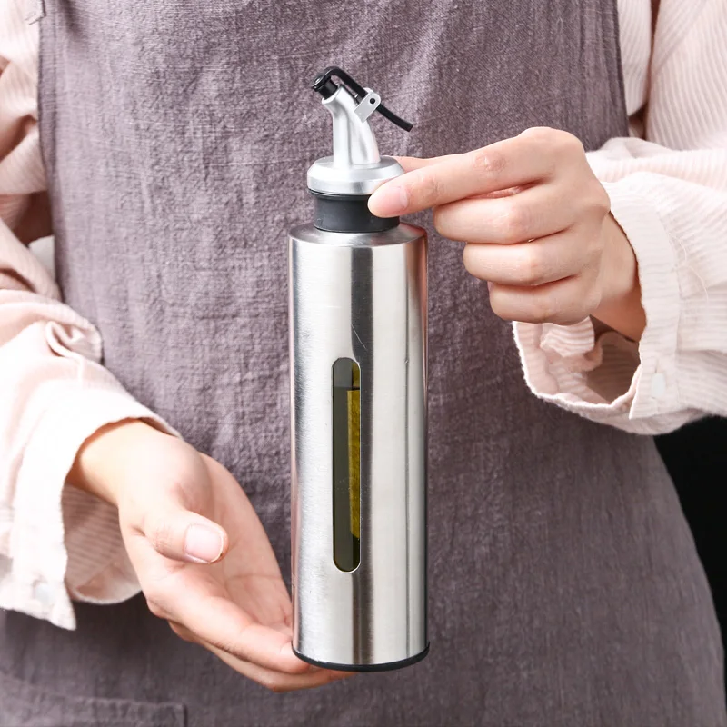 

Olive Oil Sprayer Liquor Dispenser ABS Lock Wine Pourers Flip Top Drink Wine Stopper Leak-proof Nozzle Kitchen Tools 304