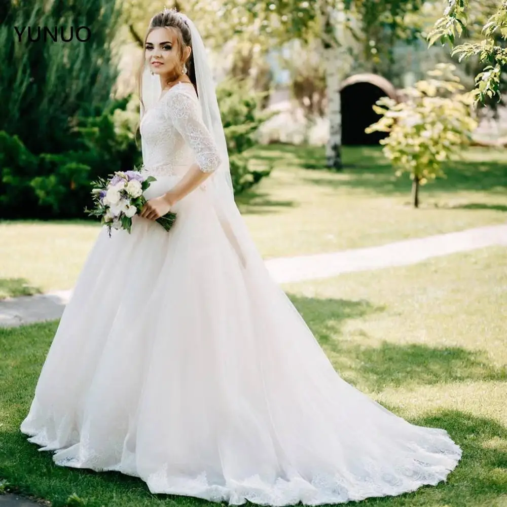 

YUNUO 3/4 Lace Sleeves Ball Gown Tulle Wedding Dresses 2021 V Neck Appliques vestido de noiva Bridal Gowns Removable Sashes