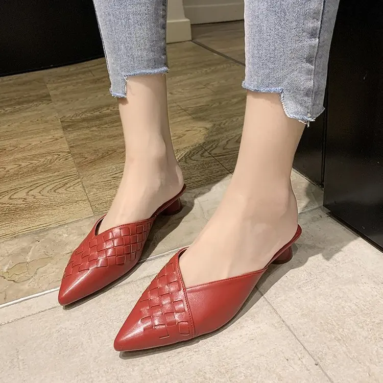 

Slippers Casual Female Shoes Shallow Loafers Square heel Pointed Toe Slides Low Luxury 2021 Block Flat Hoof Heels Rubber Fashion