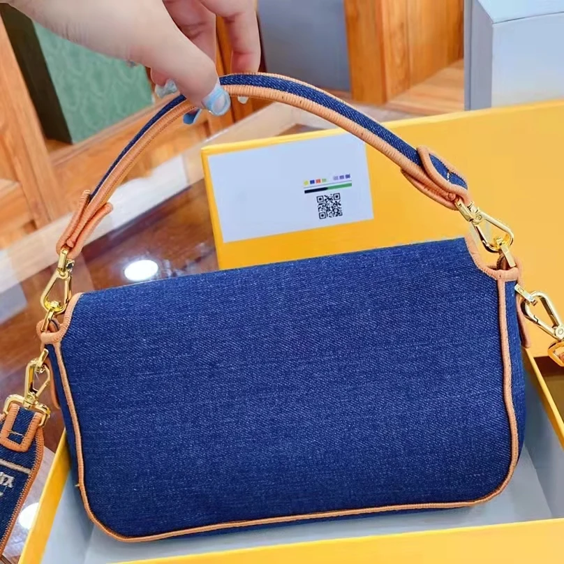 

Ladies baguette bag brand designer luxury FF printed canvas ladies handbag shoulder bag messenger bag fashionable women bag