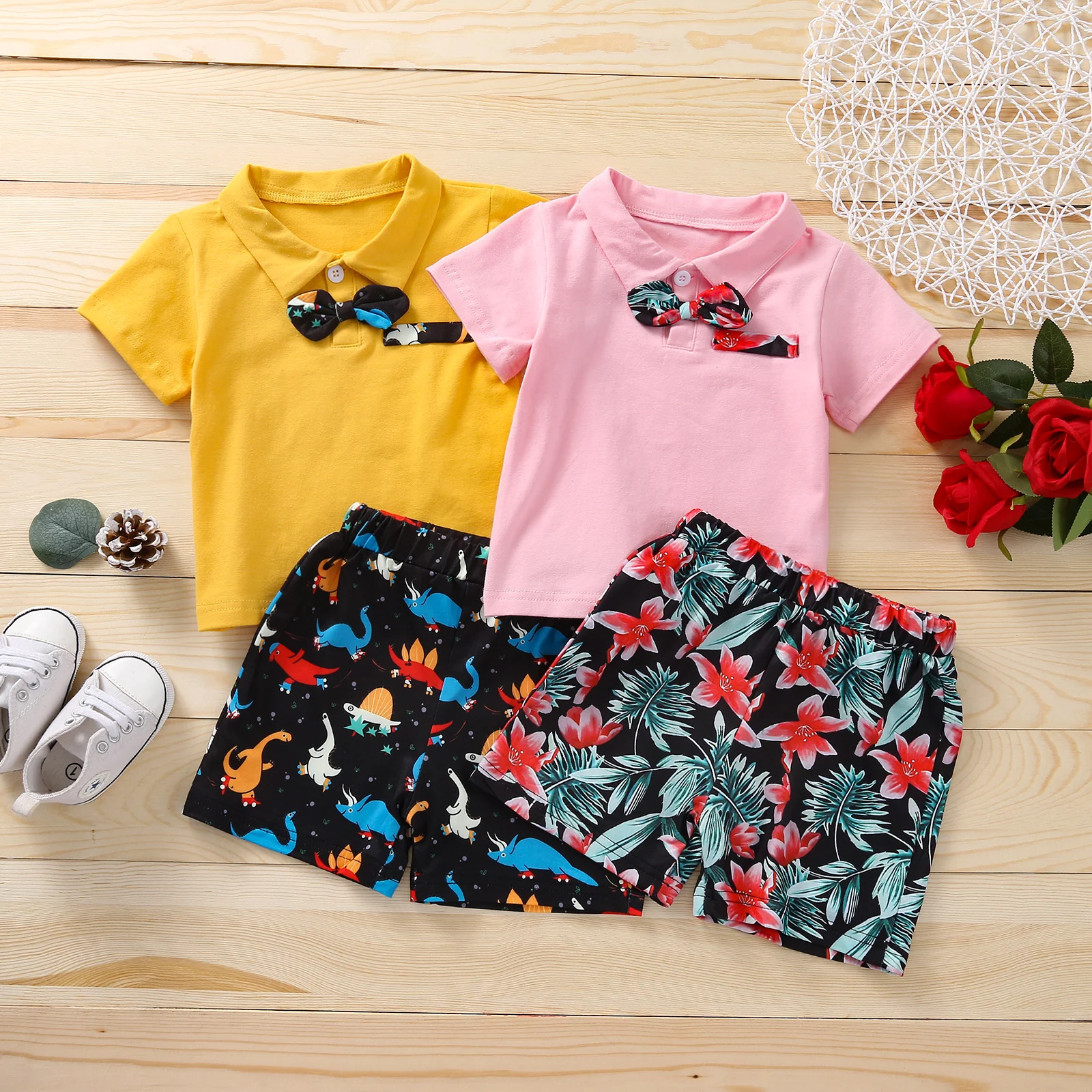 

2021 Fashion Kids Suit Set Summer Cartoon Patterns Turn-Down Collar Short Sleeve Tops with Bowknot+ Shorts 18 Months-6 Years