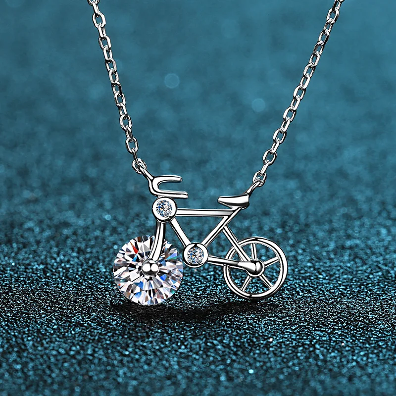 

925 Silver 1ct D color Moissanite Round VVS Elegant Wedding Simple Design Pendant Necklace for Women Anniversary Gift