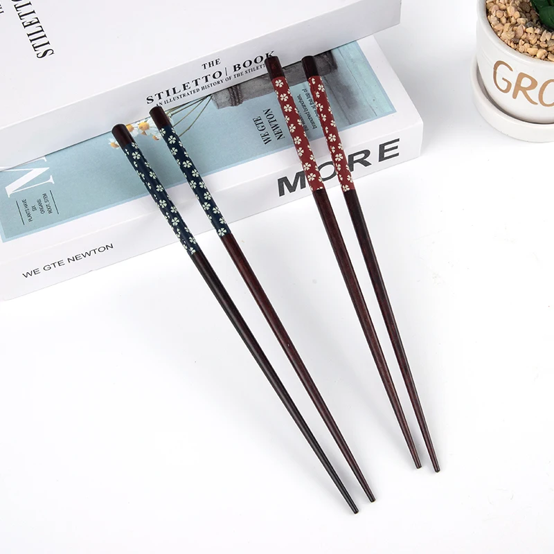 1 Pair Creative Japanese Style Natural Wooden Chopsticks For Creative Pattern Chopsticks Kitchen Tool Restaurant Decorations