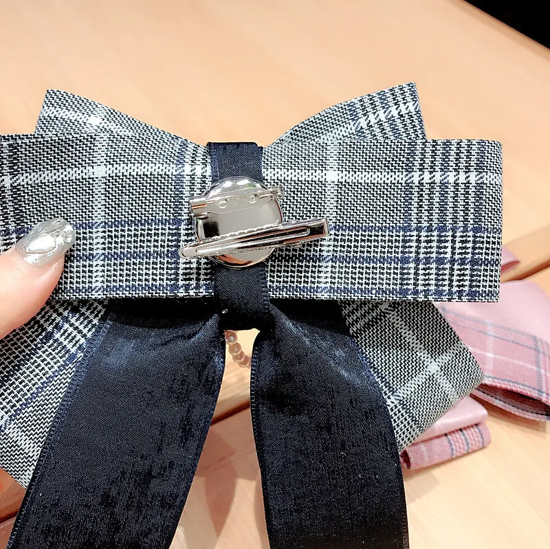 Женский Галстук-бабочка в розовую клетку многослойный с жемчужной булавкой