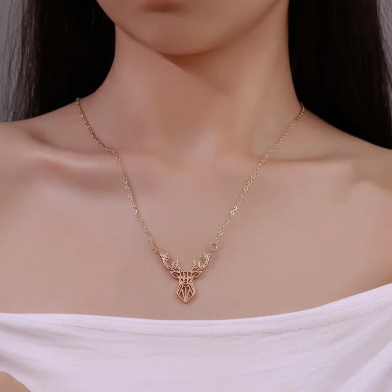 

Christmas Elk Deer Necklace Stainless Steel Deers Pendant Chain Necklaces Rose Gold Silver Color Choker Charm Gifts For Women