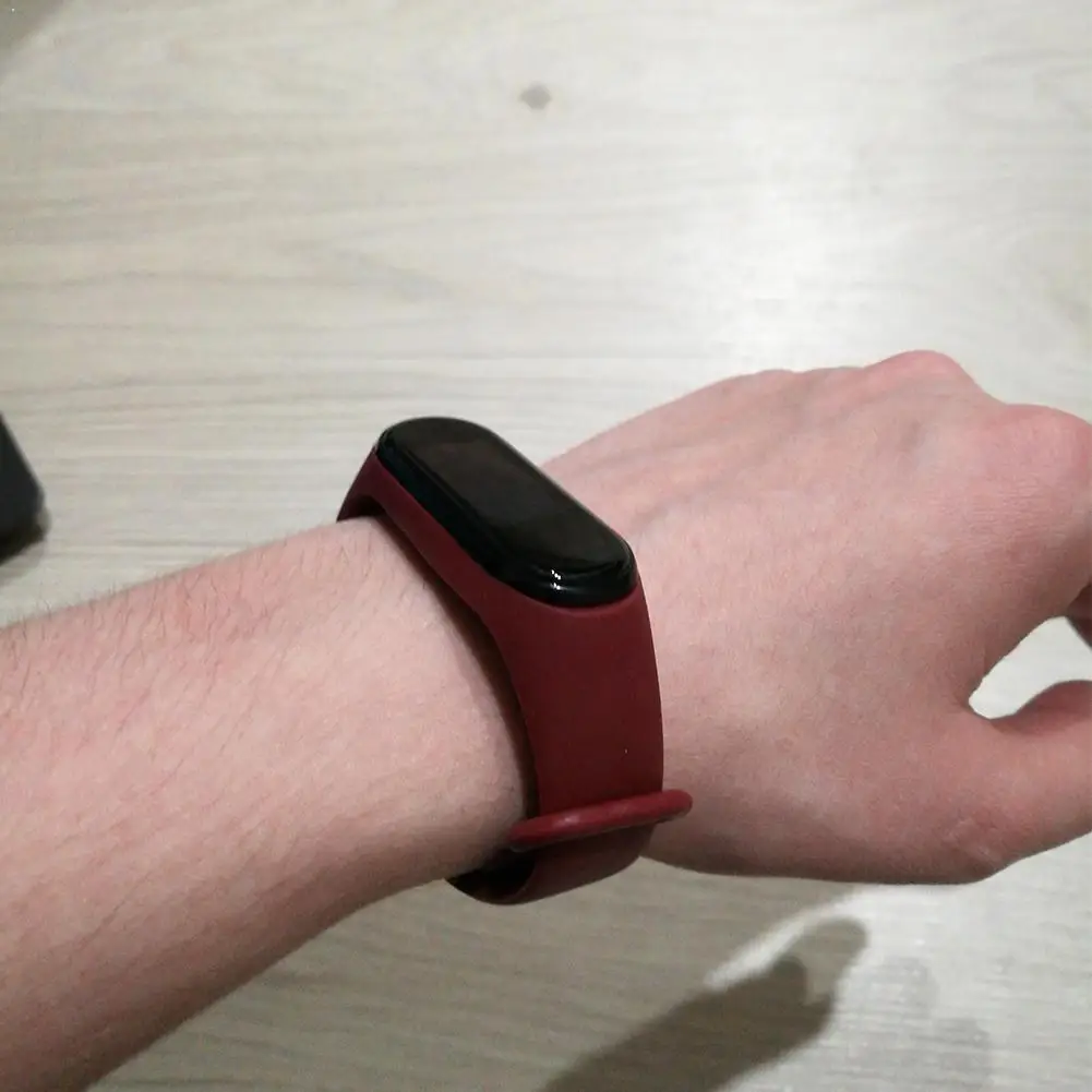 

Replacement Silicone Wrist Strap Watch Band For Xiaomi 3 Bracelet Smart Band Accessories MI 4 Q6U1