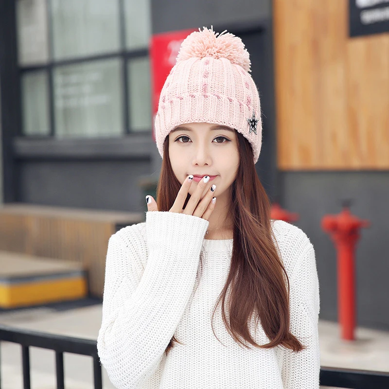 Женская Шапка бини с пентаграммой ИМИТИРОВАННАЯ норковая помпон Вязаная