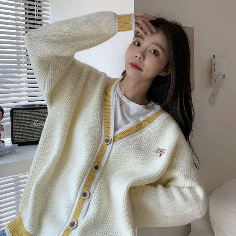 

Girl Chic V-neck Students Womens Cardigan Kawaii Harajuku Embroidery Cartoon Lovely Sweet Korean Style All-match Sweater Coat