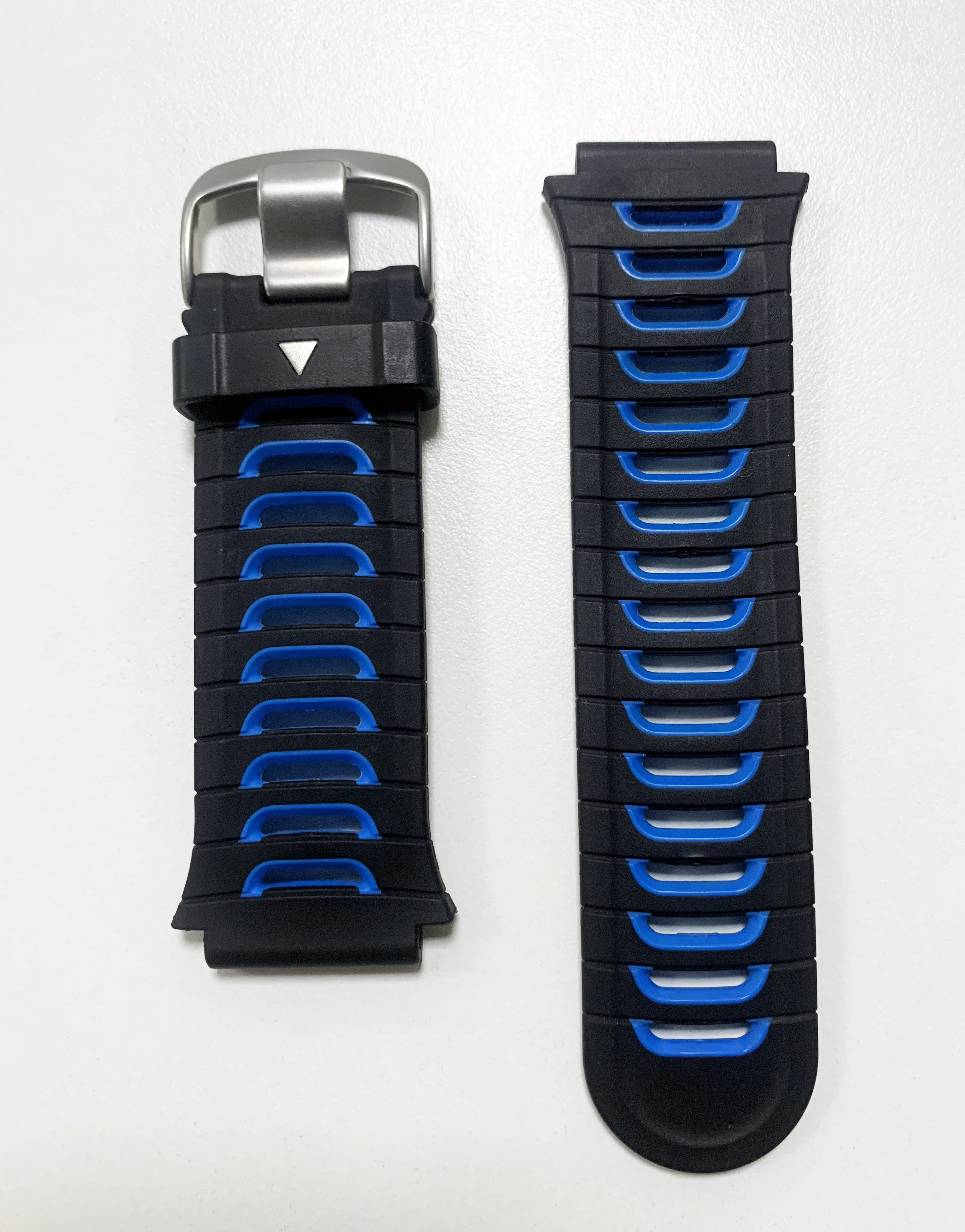 

Сменный ремешок для наручных часов Garmin Forerunner 920XT, синий/черный 010-11251-41