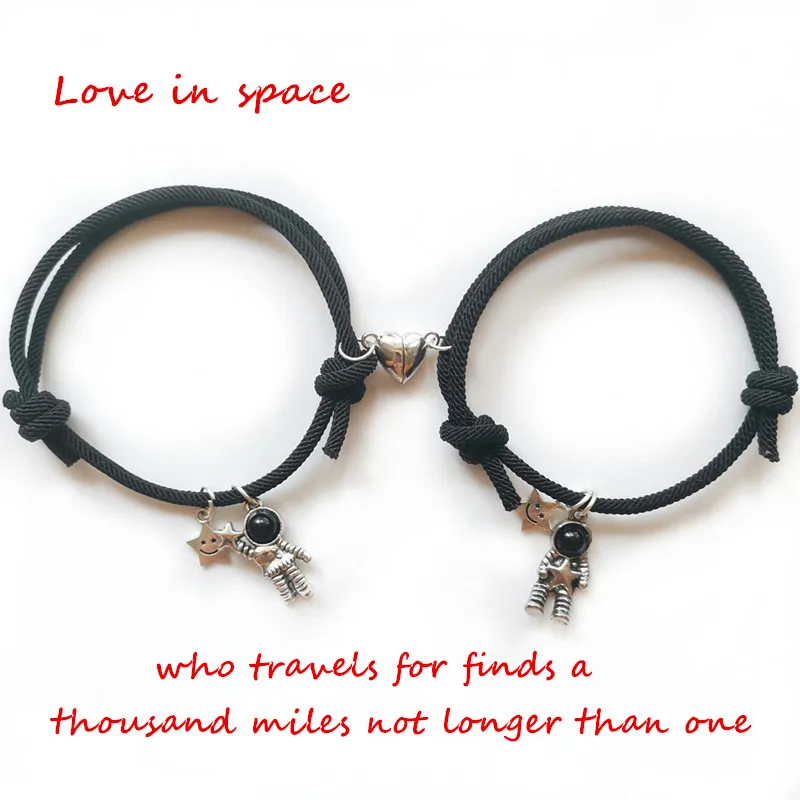 

2pcs/Set Astronaut Spaceman Love Magnets Attract Couple Bracelet Retro Alloy Heart Star Romantic Love Valentine's Day Gift
