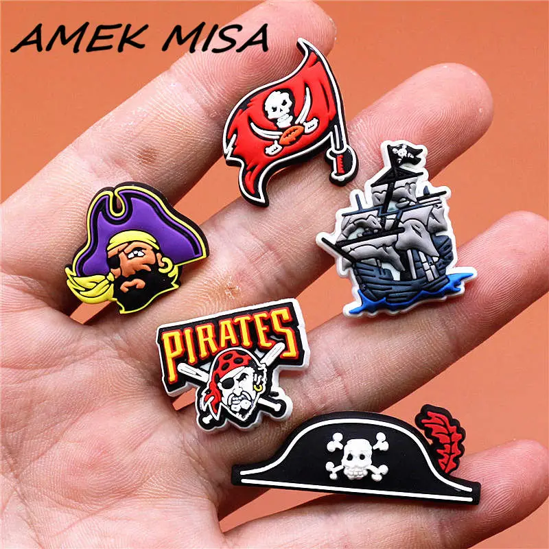 Original PVC Croc Shoe Charms Ghost Ship One Eyed Pirate Hat Flag Sandals Decorations for Jibz Kids Party Gifts Freeshipping