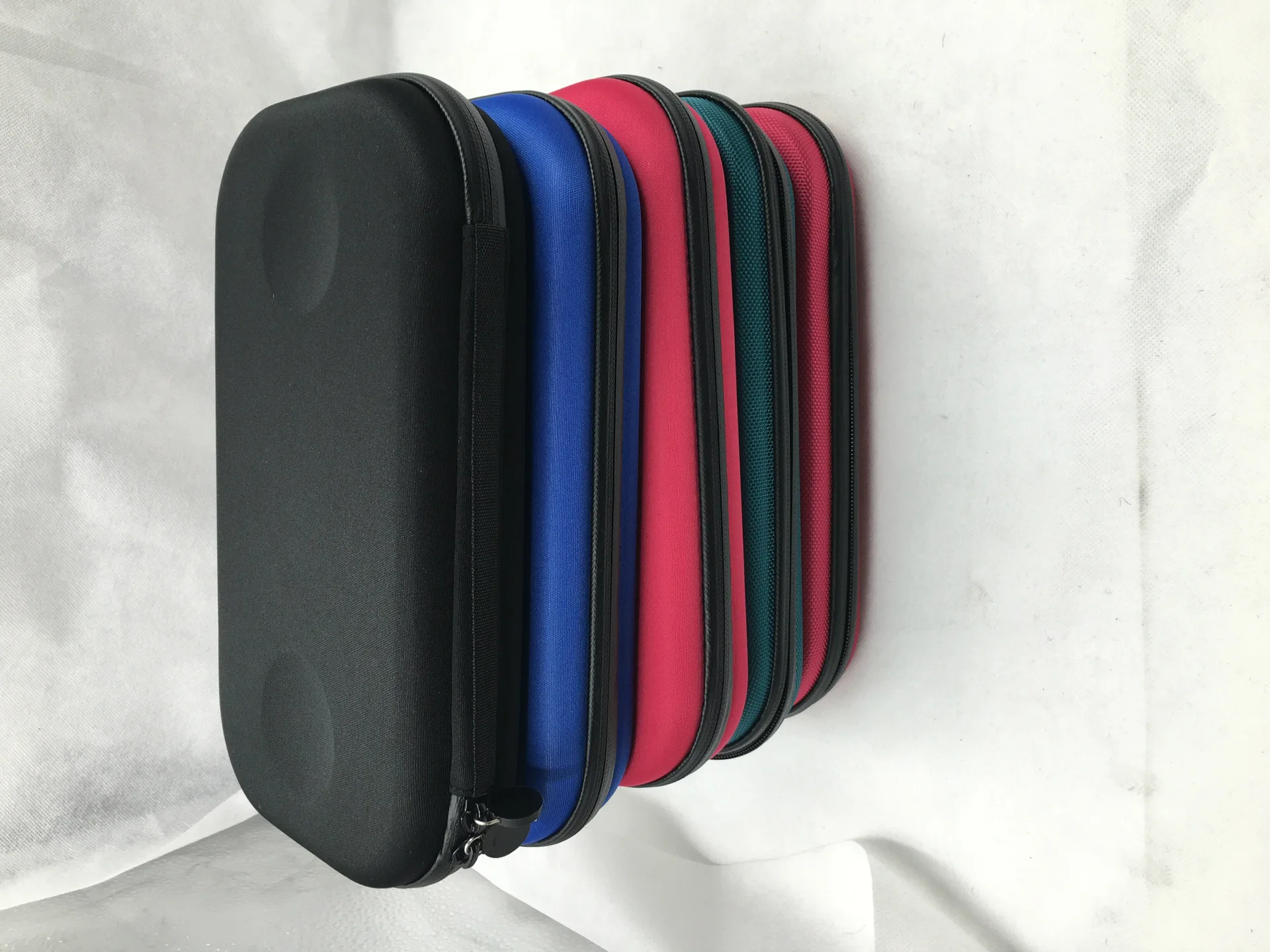 The most popular doctor's stethoscope box is easy to carry