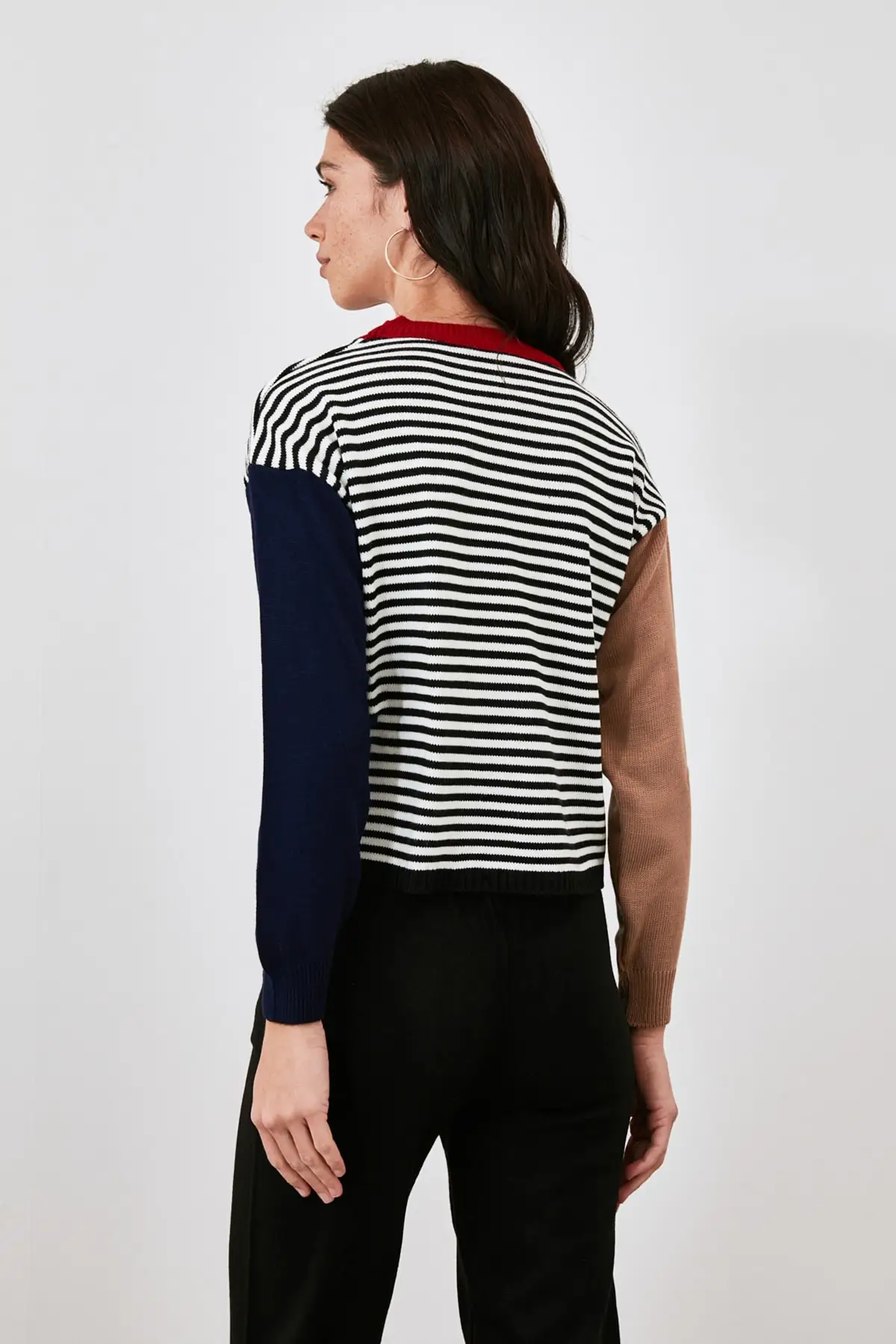 

Trendyol Striped Knitwear Sweater TWOAW21KZ2570