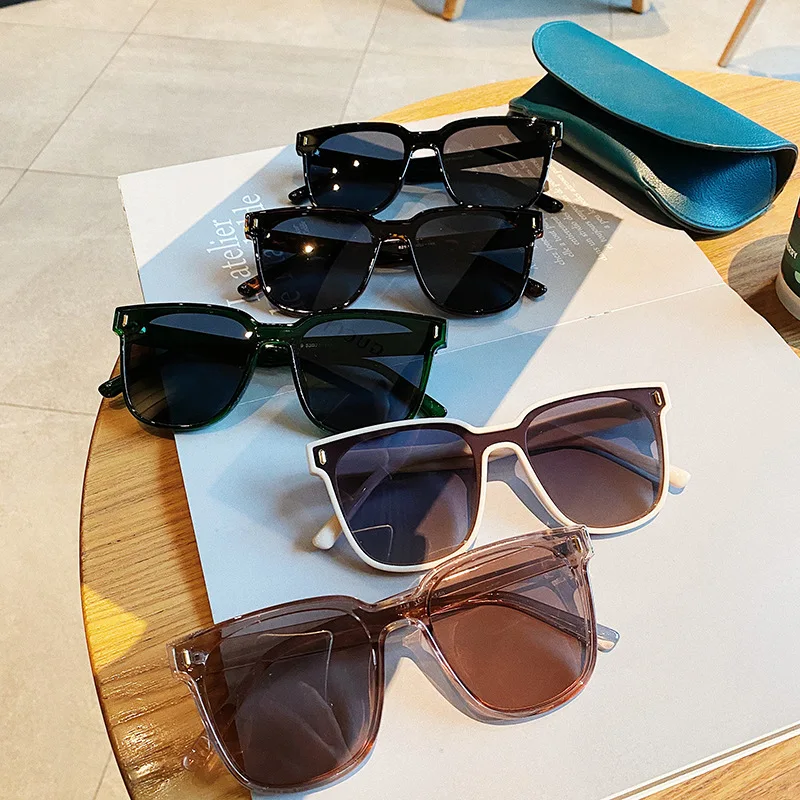 

Fashion Vintage Square Sunglasses Women Oversized Sunglasses Women Men Retro Black Luxury Sun Glasses Goggle Oculos UV400