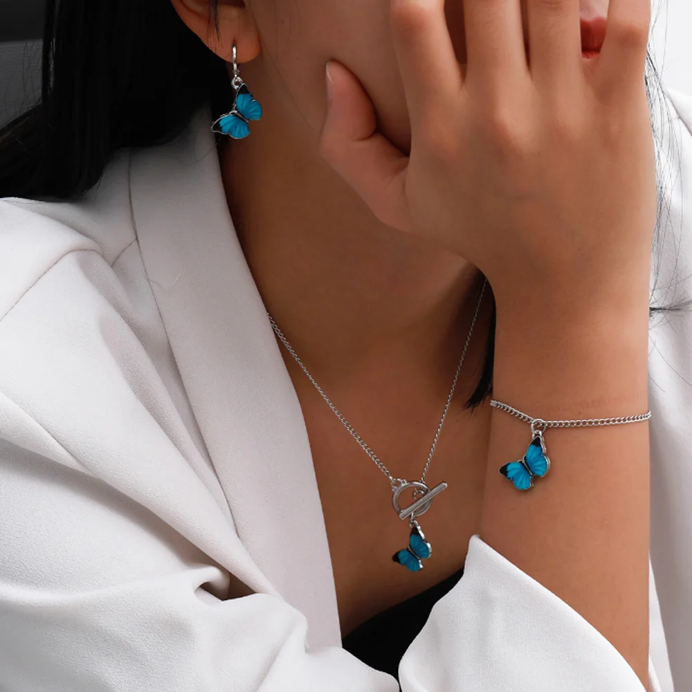 

Blue Butterfly Choker Necklace for Women Girl Summer Silver Color Metal Clavicle Chain Pendent Necklace Gothic Jewelry 2021 New