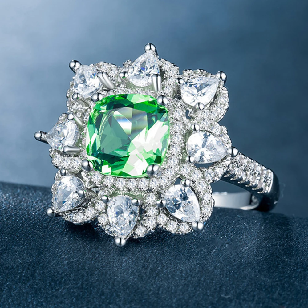 

Explosive style luxury and elegant ladies ring apple green zircon platinum plated prom party hand jewelry