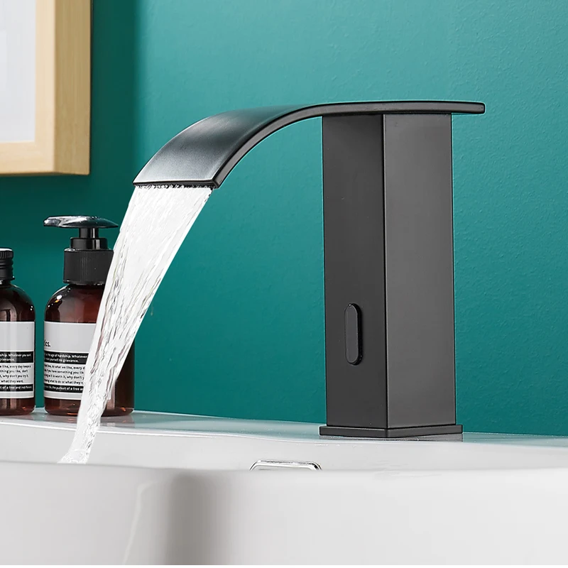 

Умный сенсорный смеситель для раковины в ванной комнате