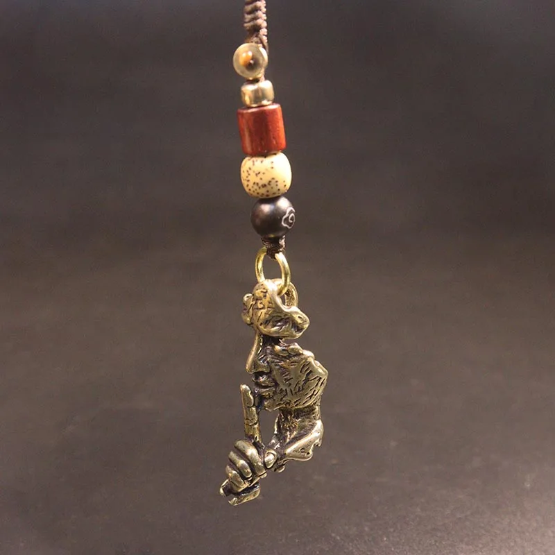 Латунный Современный модный беззвучный брелок с абстрактным персонажем фигурка