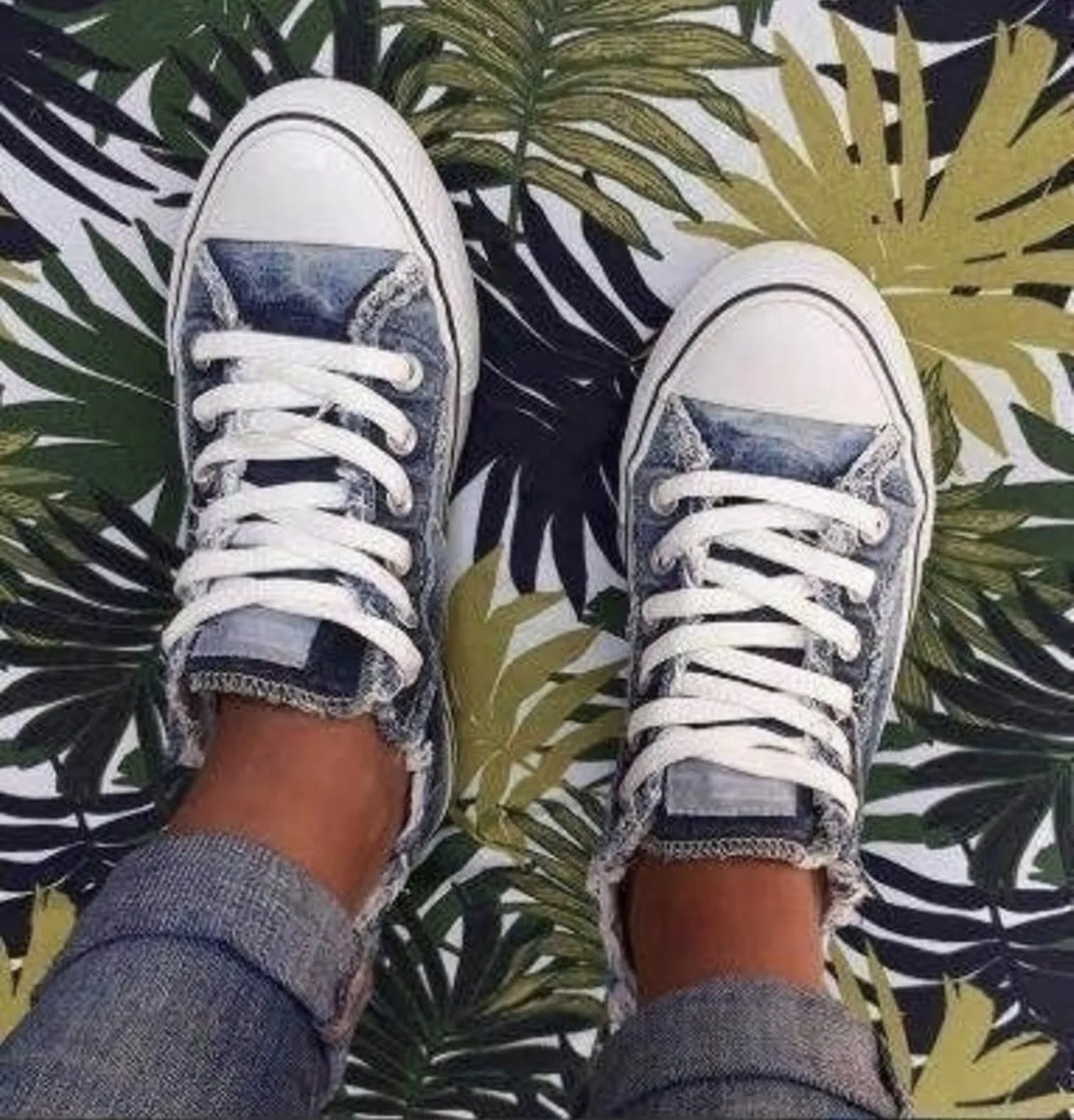 

Spring and Autumn New Single Shoes Denim Canvas Shoes Low Top Lace Casual Men and Women Shoes Versatile Student Shoes