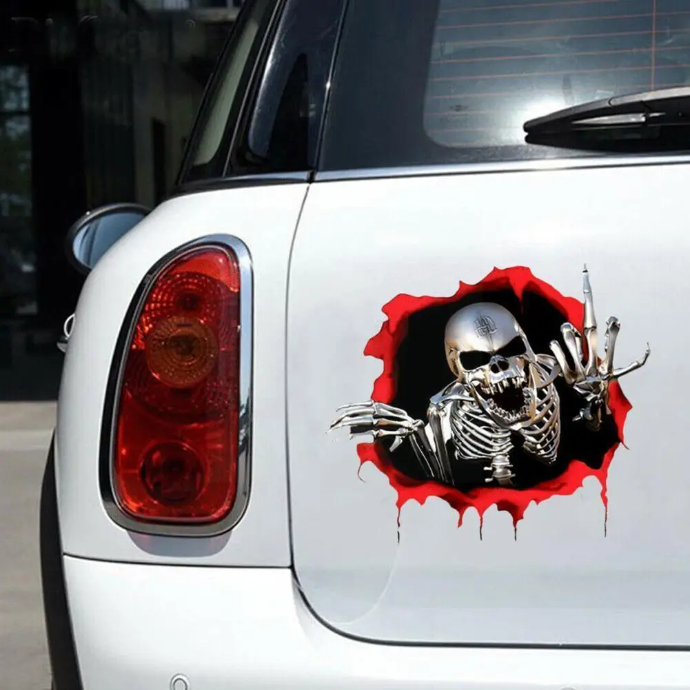 

3D Skeleton Skull In The Bullet Hole Reflective Car Peeked Decals Stickers Auto Terror Skeleton Automobile 15*14cm V6D3