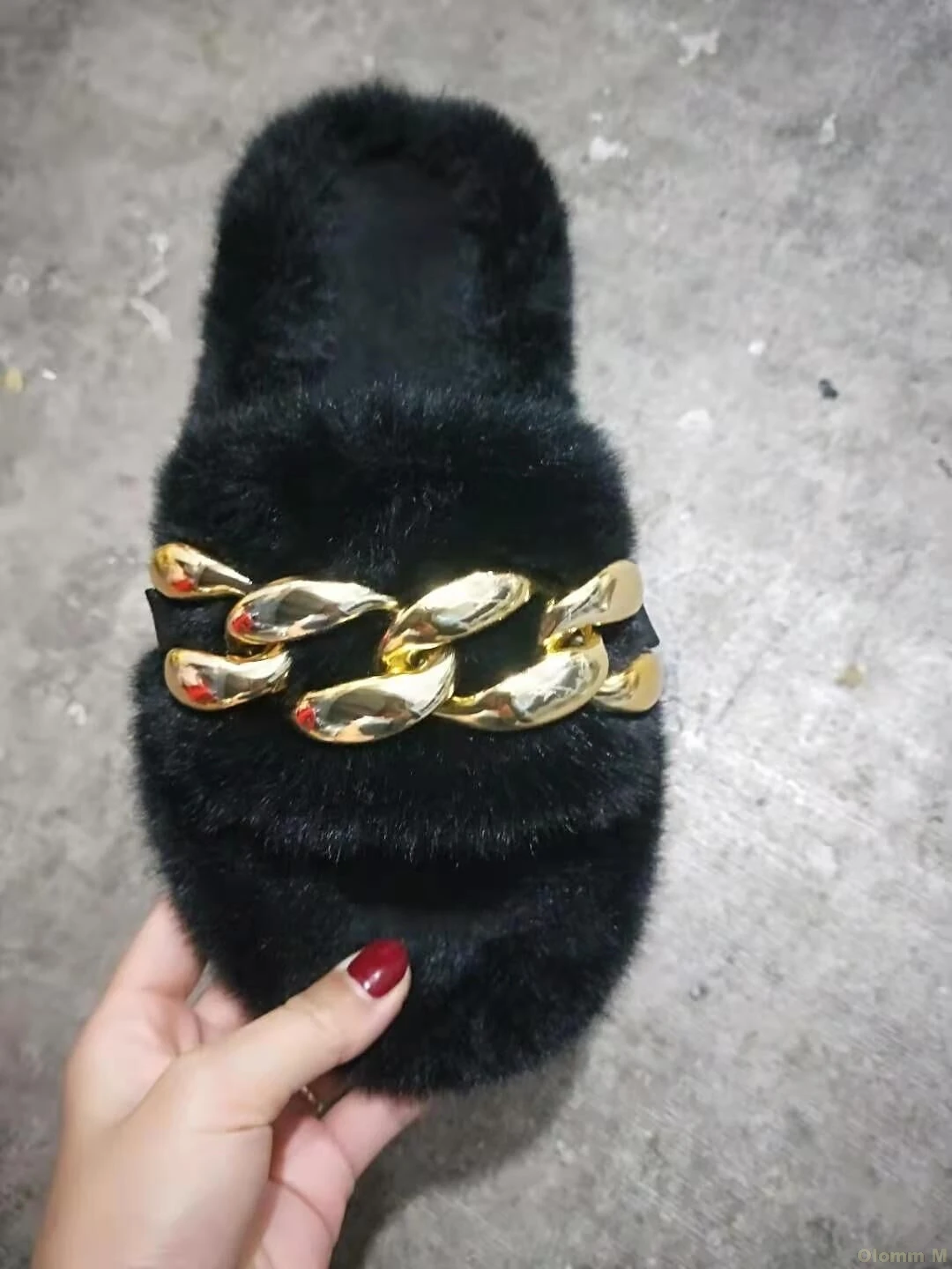 

2021 summer women new metal chain single layer furry home durable non-slip slippers outdoor wild fashion fox fur ms sandals
