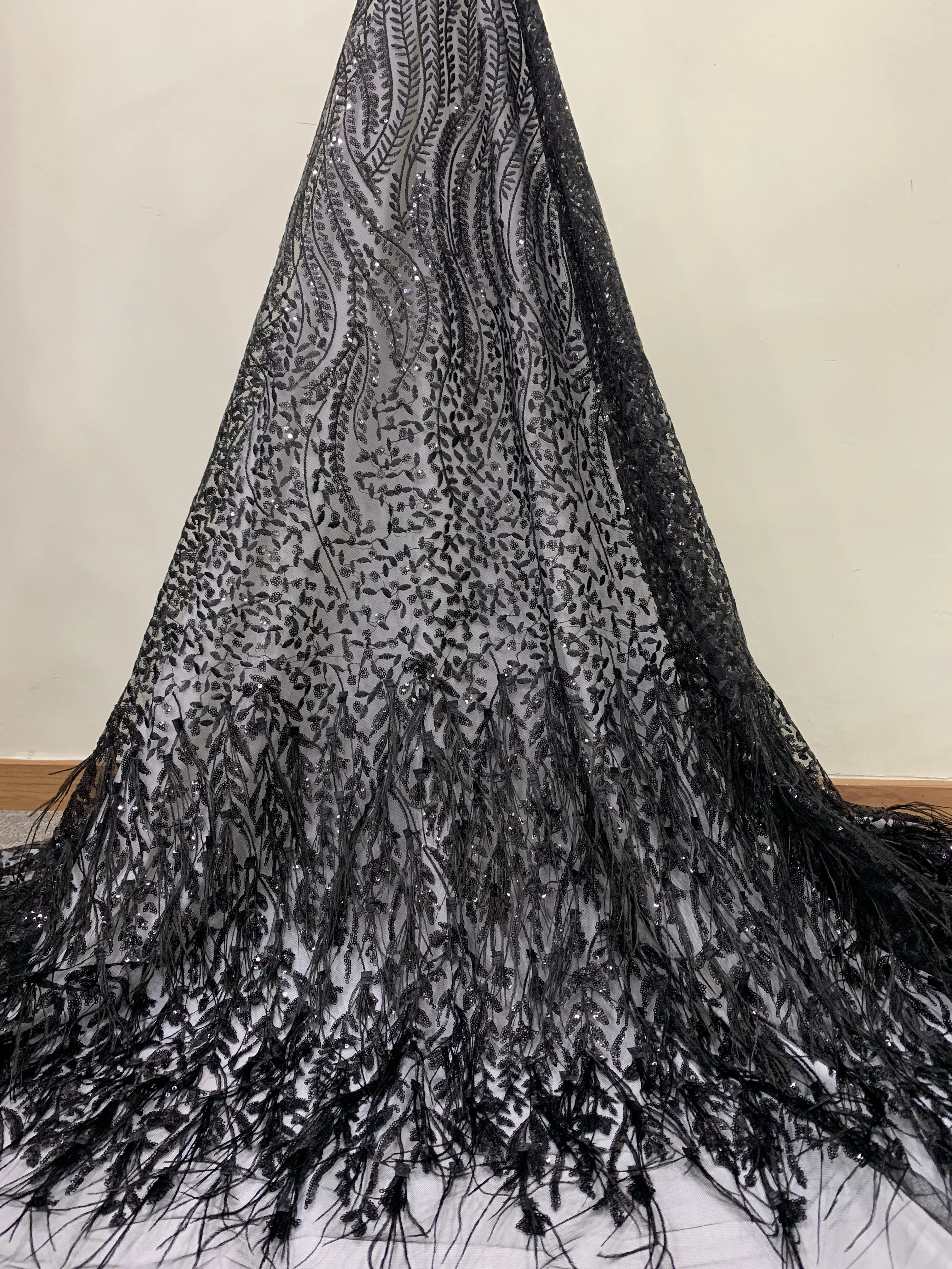 Новейшие африканские кружевные эластичные ткани с кисточками и блестками 2019