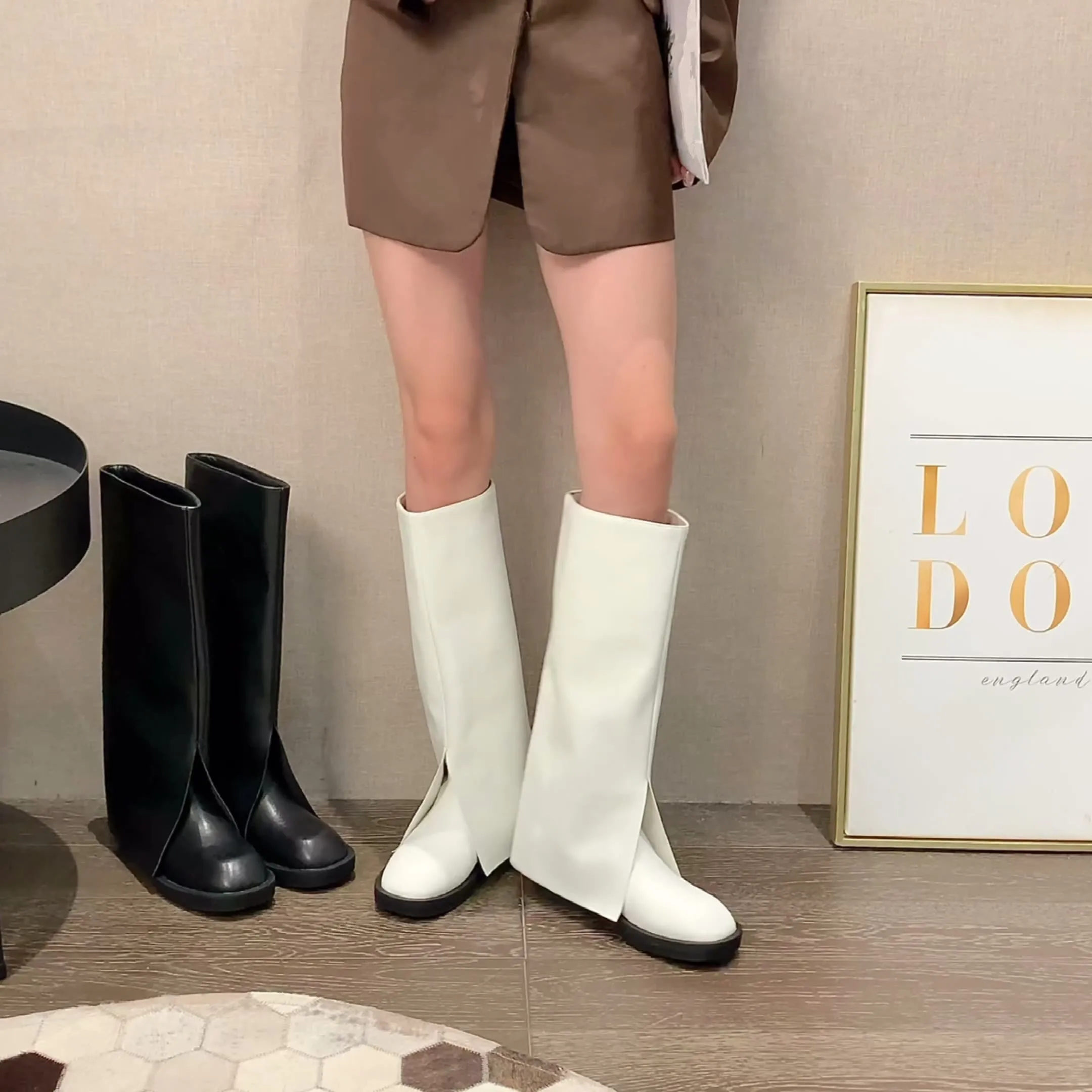 

Брендовая женская обувь, резиновые сапоги с круглым носком, женские привлекательные сапоги до бедра на высоком каблуке, сапоги на платформе...