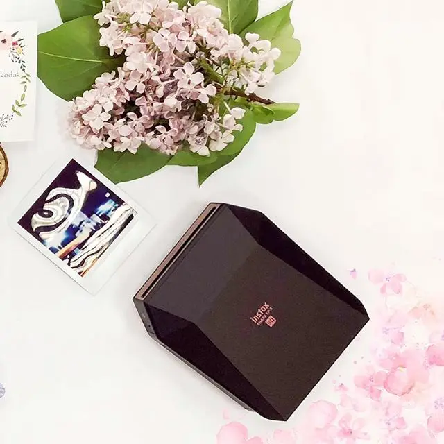 Фотография Fuji instax share sp-3 one-time для мобильного телефона подключение к Wi-Fi