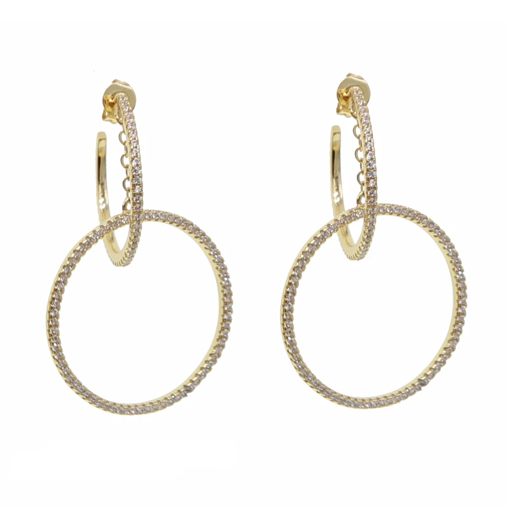 Серьги-подвески золотого цвета с фианитами