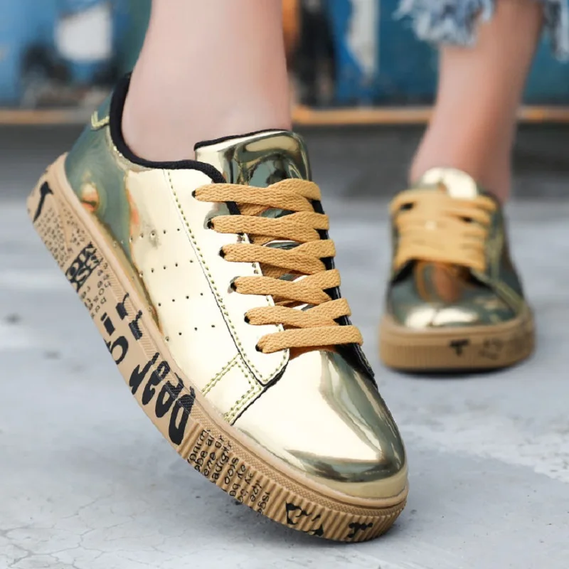 QWEDF женская повседневная обувь 2019 женские кроссовки Модная дышащая из