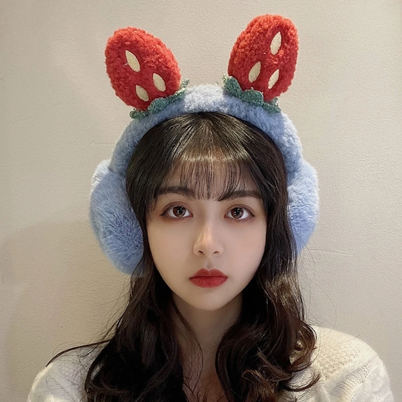 

Женские студенческие зимние пушистые плюшевые наушники милые Мультяшные 3D Клубничные наушники Складные портативные наушники