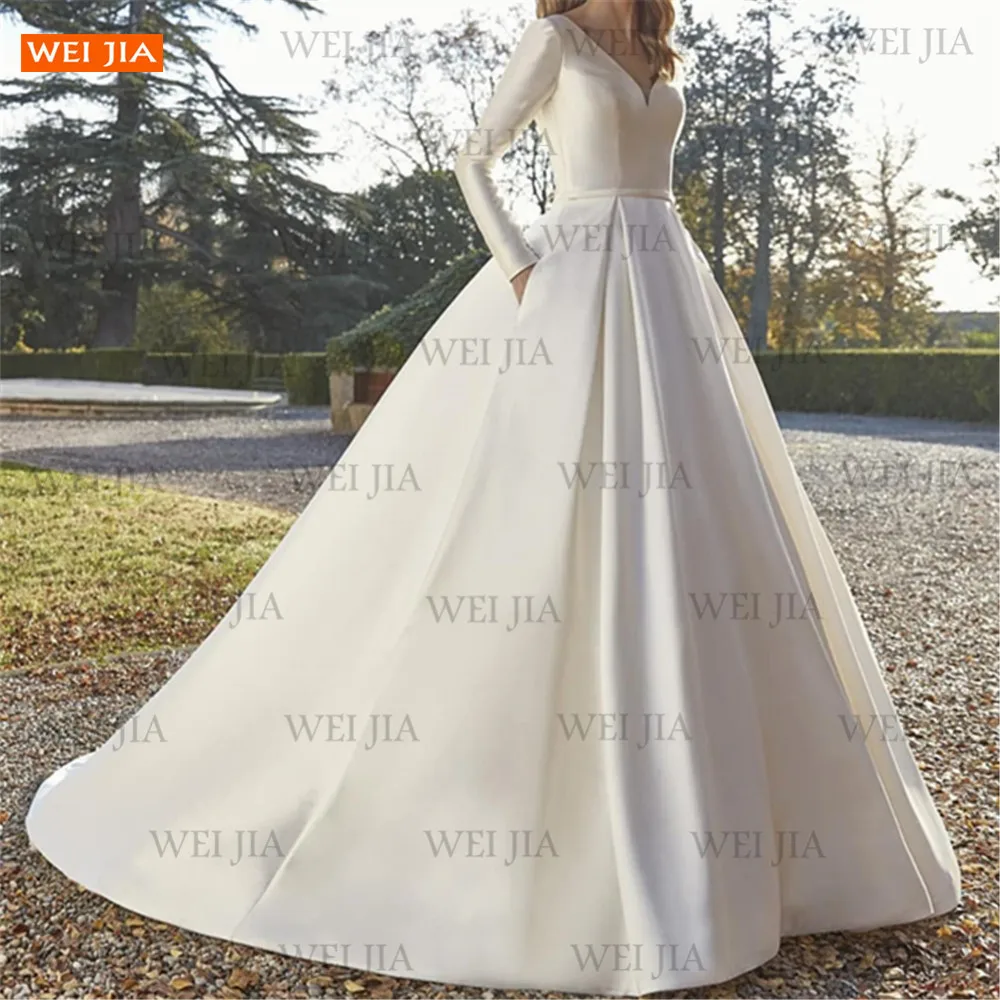 

Simple White Satin Wedding Gown 2021 V Neck Vestido De Noiva Backless Long Sleeves Bridal Dresses Custom Made abiti da sposa New