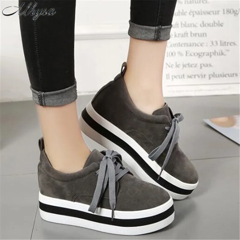

2019 spring and autumn new thick-soled platform cake women's shoes wild increase casual breathable women's shoes Z412