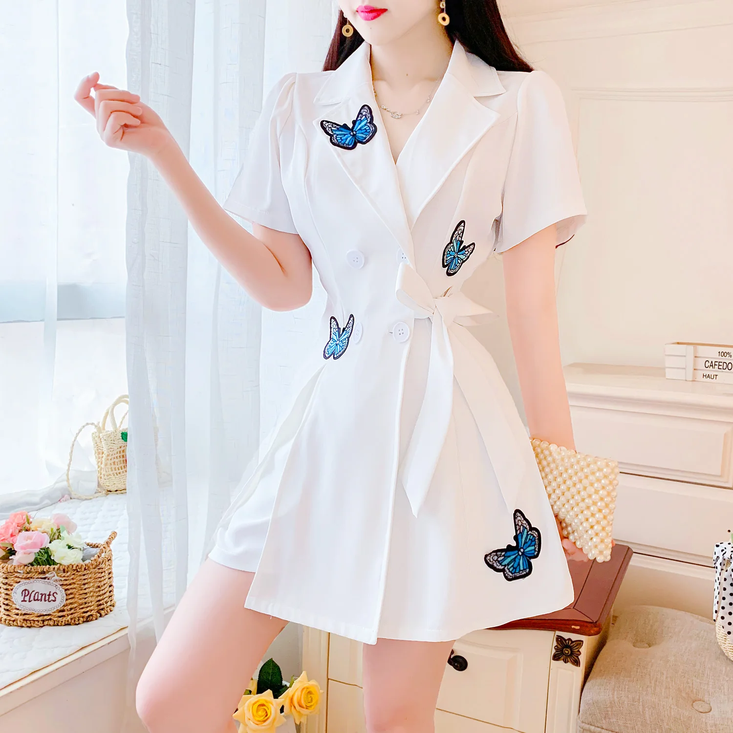 

2021 summer small fashion suit butterfly design double breasted suit top + shorts two piece women's suit