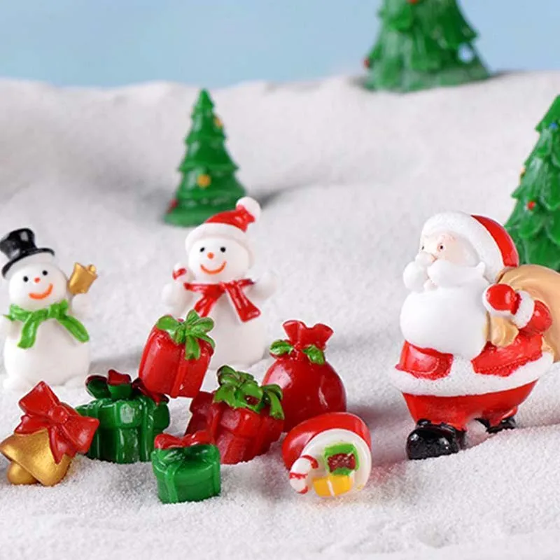 

Christmas Miniature Santa Claus Sled Reindeer Gift Train Terrarium Figurines Fairy Garden Decor Snow Landscape Model，1Piece