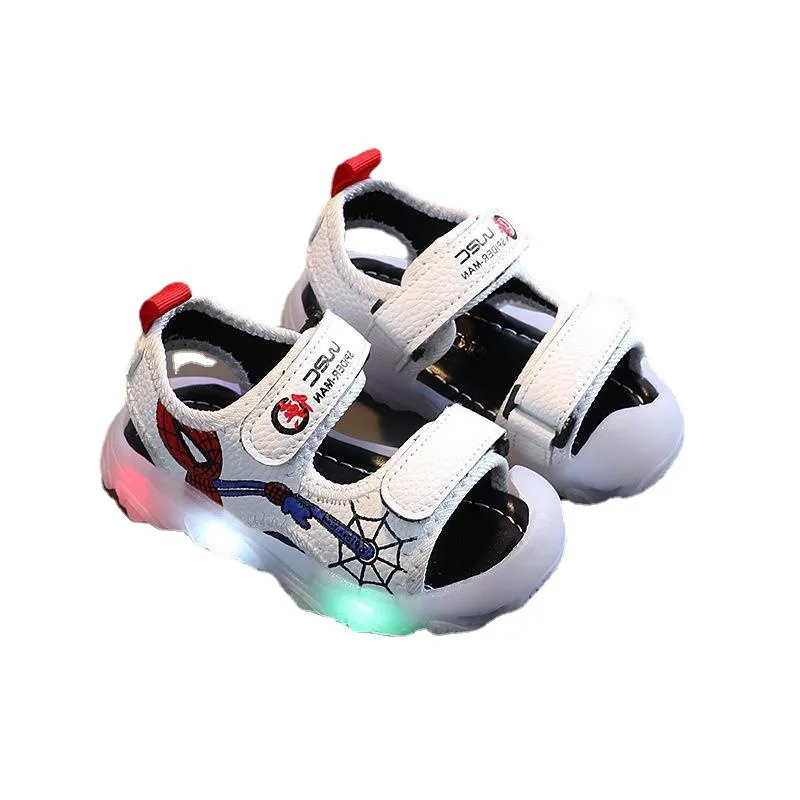 

Kids LED Sandals Light Up Children Summer Shoes Glowing Sport Sandals Boys Girls Toddlers Flashing Soft Beach Sneakers