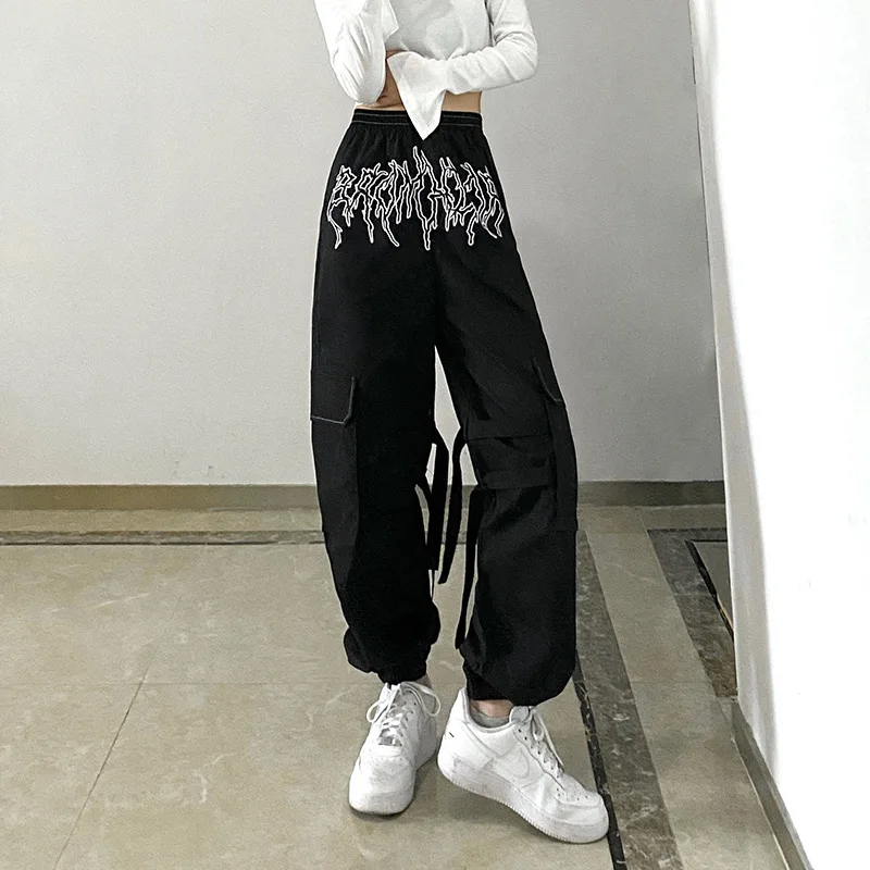 

Женские джинсы в готическом стиле Y2K, винтажные брюки-карго с высокой талией и принтом букв в стиле панк, 2023