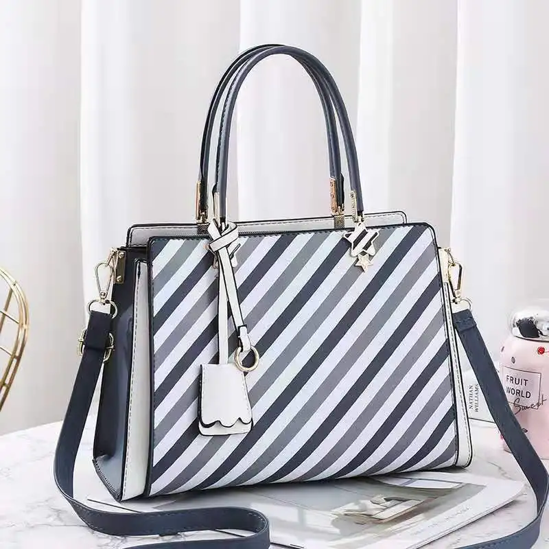 

2021 new ladies bags shoulder messenger handbags large capacity fashion casual popular tote handbags