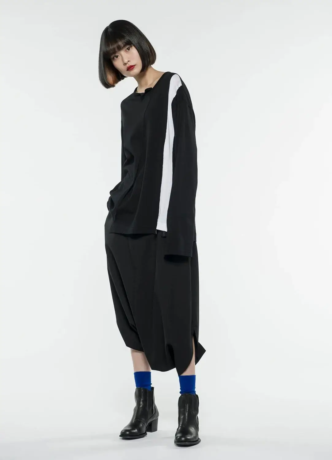 Новинка Мужская одежда Парикмахерская DJ оригинальная свободная Черно белая