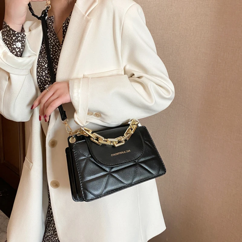 Однотонные маленькие сумки через плечо из искусственной кожи на цепочке для