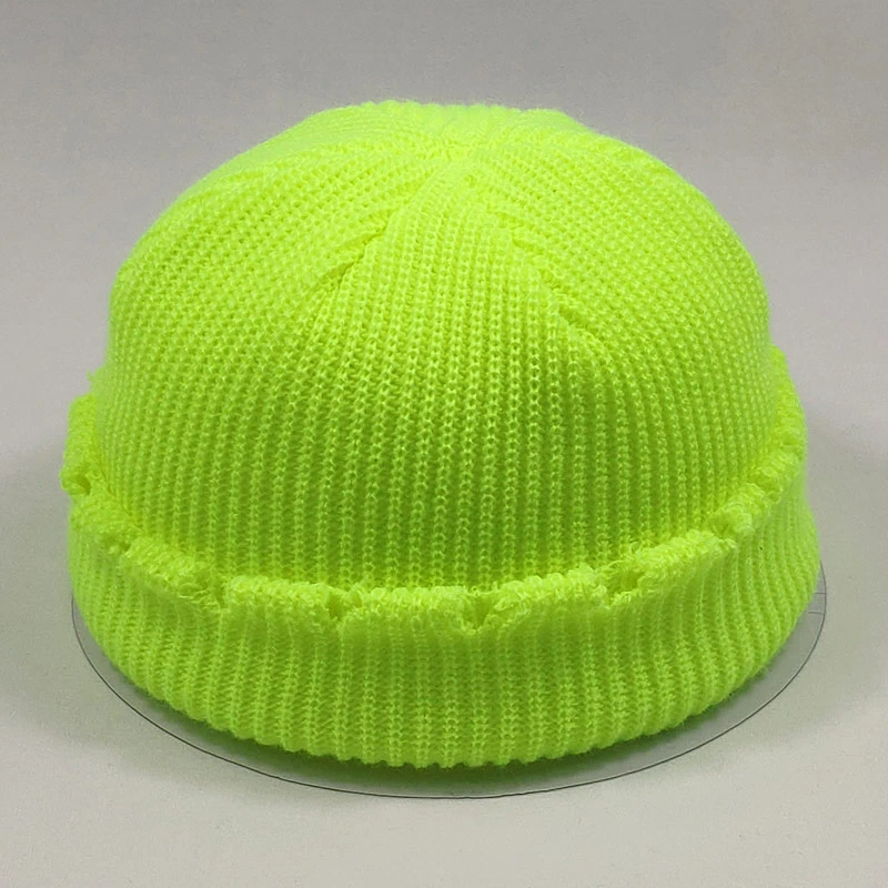 Короткая потертая шапка с манжетами для мужчин и женщин простая вязаная дырками