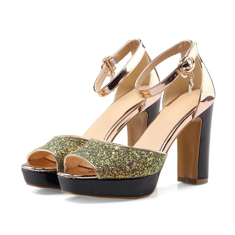 

Women's Shoes