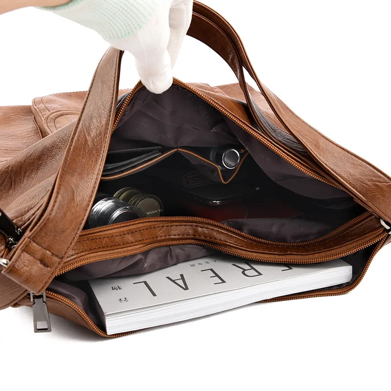 

European American Style Women Shoulder Bag Large Capacity Mother Bag Fashionable Multifunctional Lady Messenger Bag Female Black