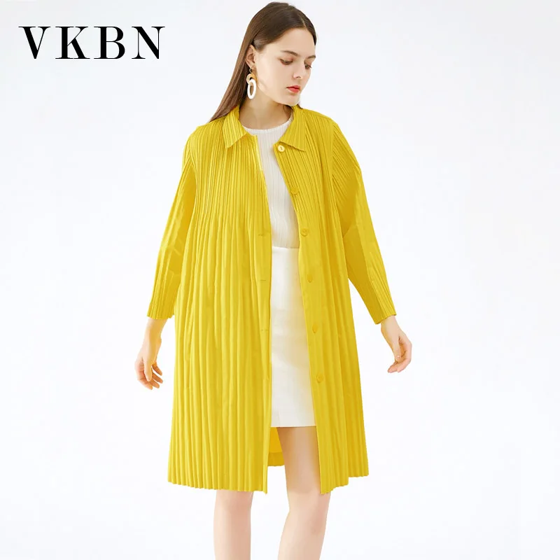 VKBN Spring Autumn Windbreaker Turn-down Collar Casual  Coats and Jackets Women Long Sleeves Bright Colors Pleated Fabric