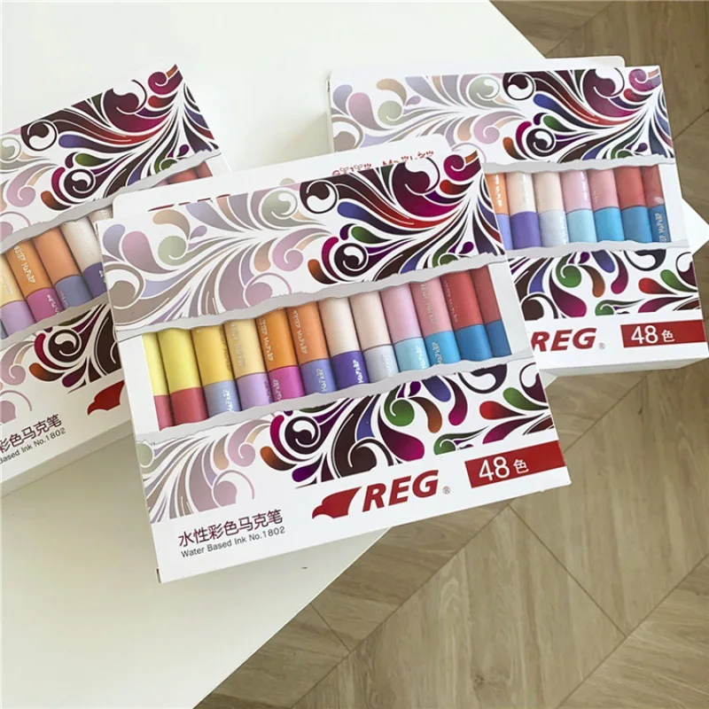 

The large capacity can be washed 48 color color markers