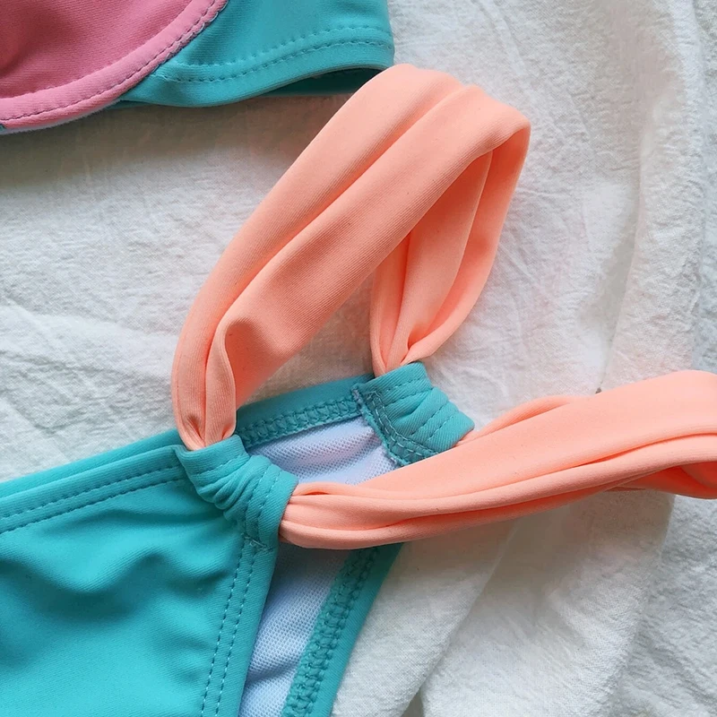 

Splicing Bikini 2021 New V-neck Swimsuit Female Swimwear Women Two-piece Bikini Set Brazilian Bathing Suit Bather Biquini